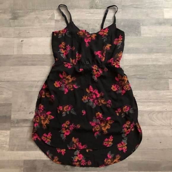 Volcom Black Flower Print Fit & Flare Mini Dress S - Picture 3 of 10